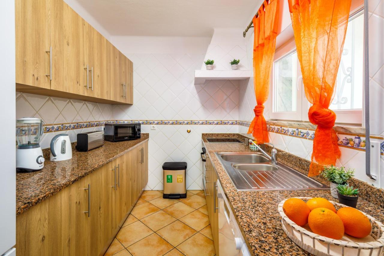 Villa Nobre By The Portuguese Butler Albufeira Extérieur photo
